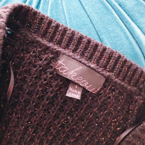 Takeout - Black and Gold Glittery Cardigan - Picture 3 of 3